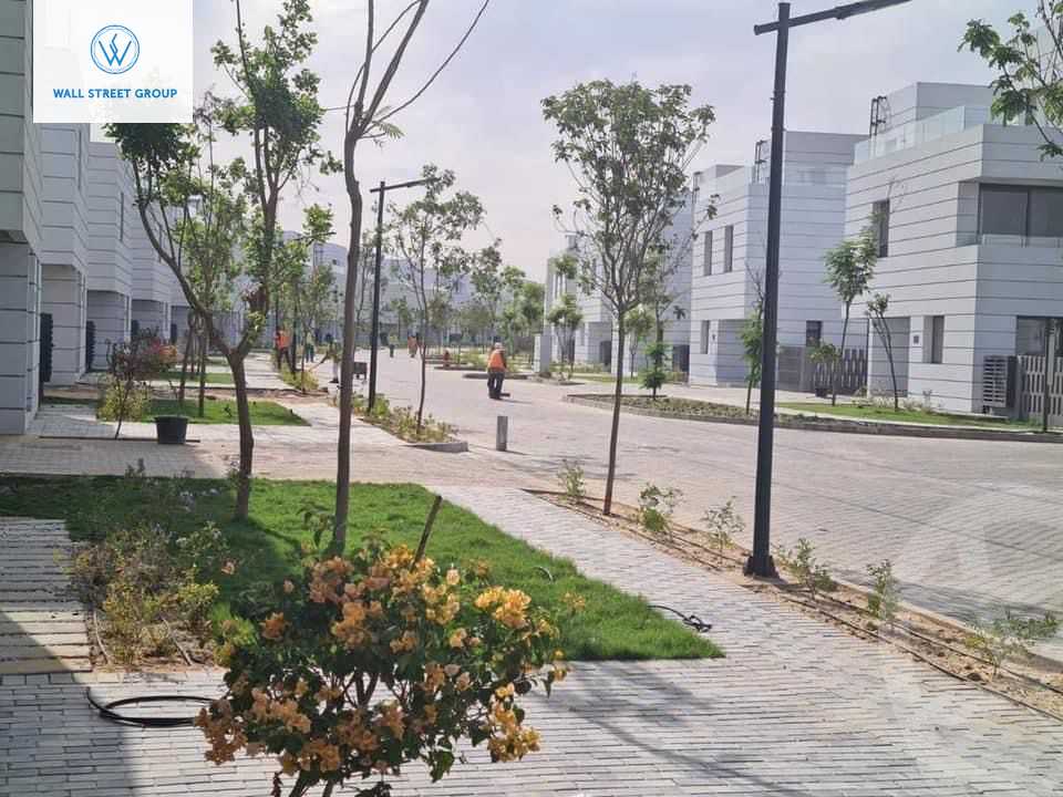 https://aqarmap.com.eg/en/listing/5953436-for-sale-cairo-el-shorouk-compounds-alborouj