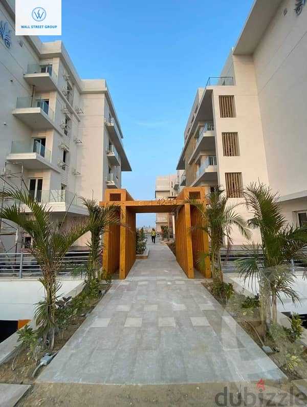 https://aqarmap.com.eg/en/listing/5907481-for-sale-cairo-new-cairo-lmstqbl-syty-compounds-aliva-compound-mountain-view