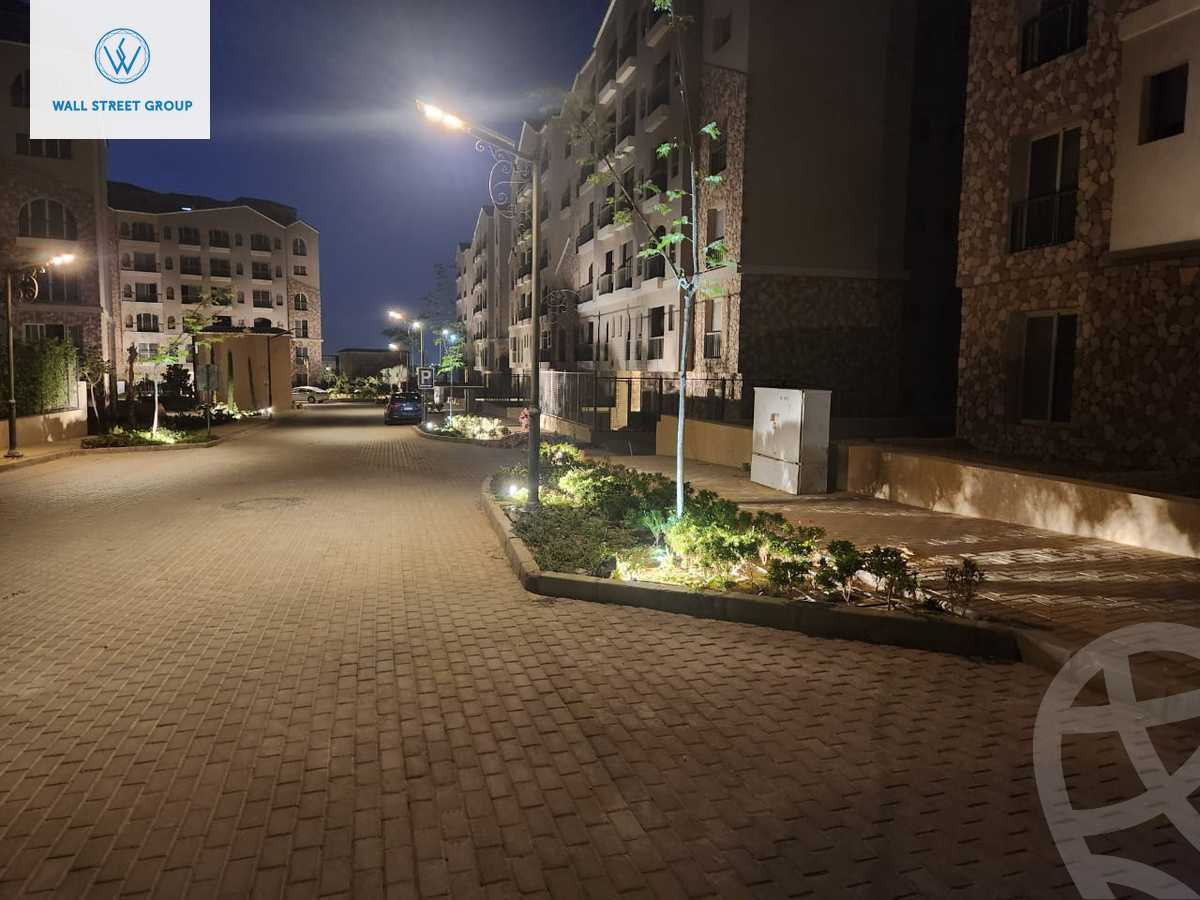 https://aqarmap.com.eg/en/listing/5948696-for-sale-cairo-new-cairo-lmstqbl-syty-compounds-green-square