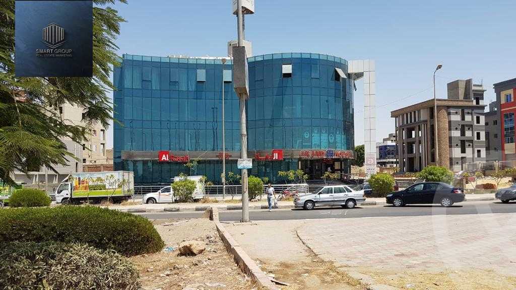 https://aqarmap.com.eg/ar/listing/3885417-for-sale-new-cairo-abbas-el-akad-axis