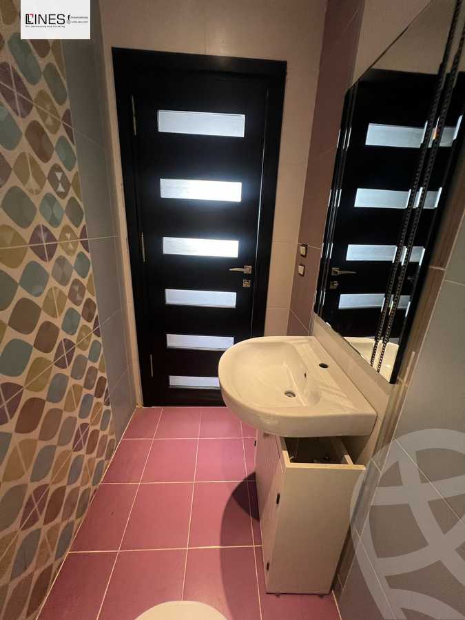 https://aqarmap.com.eg/ar/listing/6008561-for-sale-cairo-new-cairo-madinaty-third-zone-buildings-talaat-moustafa-road