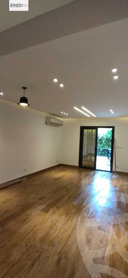 https://aqarmap.com.eg/en/listing/6093066-for-sale-cairo-new-cairo-lrhb-city-mtdd-lrhb-phase-8