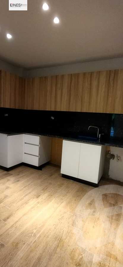 https://aqarmap.com.eg/en/listing/6093066-for-sale-cairo-new-cairo-lrhb-city-mtdd-lrhb-phase-8