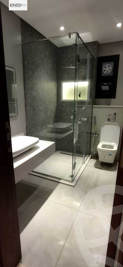https://aqarmap.com.eg/en/listing/6093066-for-sale-cairo-new-cairo-lrhb-city-mtdd-lrhb-phase-8