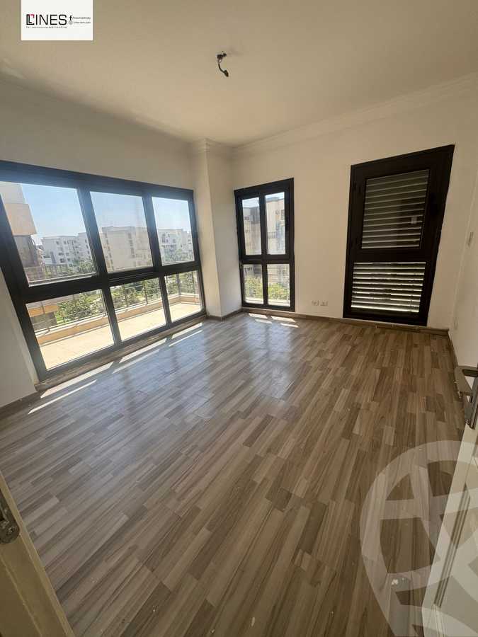 https://aqarmap.com.eg/ar/listing/6296028-for-sale-cairo-new-cairo-madinaty-eighth-zone-buildings-madinaty-b-8