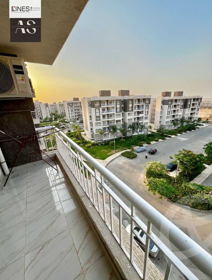 https://aqarmap.com.eg/ar/listing/6345270-for-sale-cairo-new-cairo-madinaty-twelfth-zone-buildings-madinaty-b-12