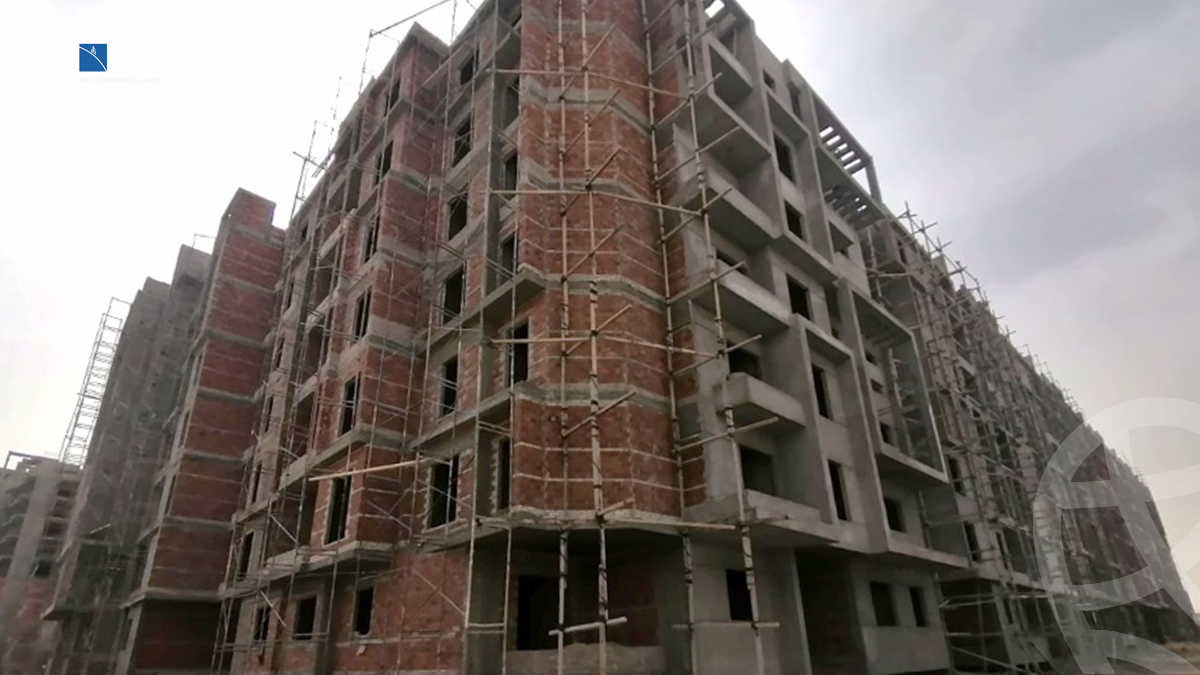 https://aqarmap.com.eg/en/listing/5299249-for-sale-cairo-al-oubour-tryq-msr-sm-yly-lshrwy-golden-park