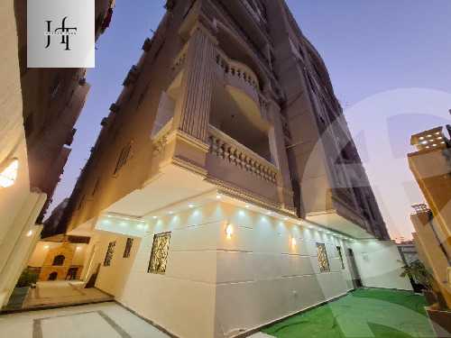 https://aqarmap.com.eg/en/listing/5442954-for-sale-cairo-hadayek-el-ahram-mntq