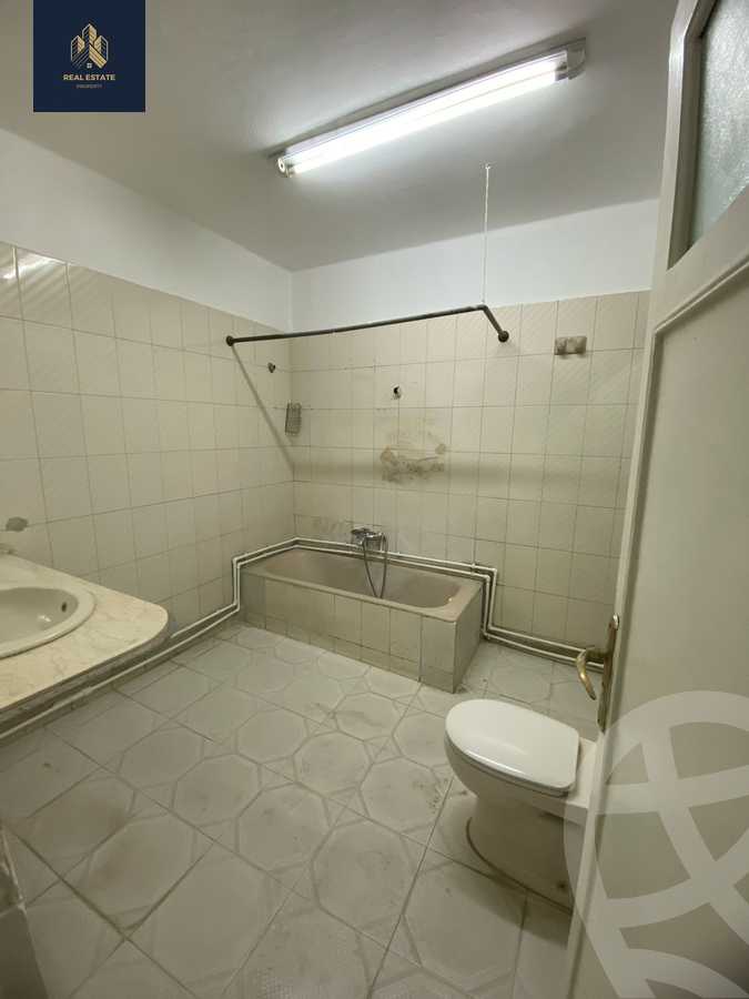 https://aqarmap.com.eg/en/listing/5044190-for-sale-cairo-mokattam-lhdb-l-ly-diplomats-neighborhood