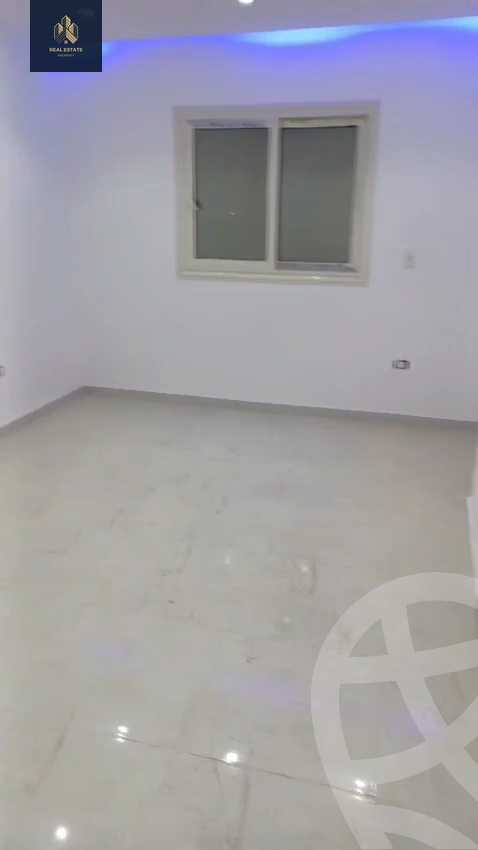 https://aqarmap.com.eg/en/listing/5064260-for-sale-cairo-mokattam-lhdb-l-ly