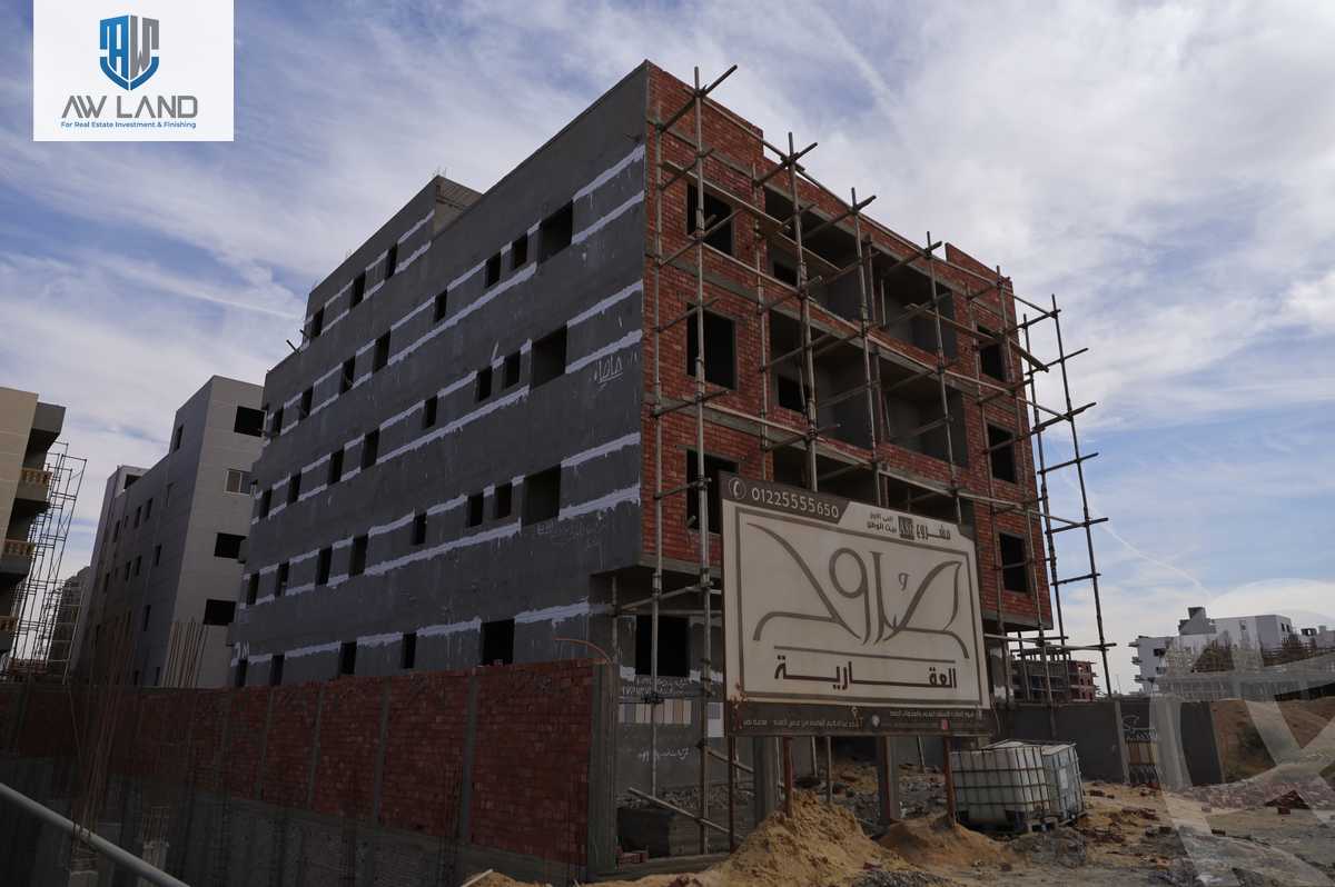 https://aqarmap.com.eg/en/listing/5421112-for-sale-cairo-new-cairo-bait-el-watan-first-neighborhood