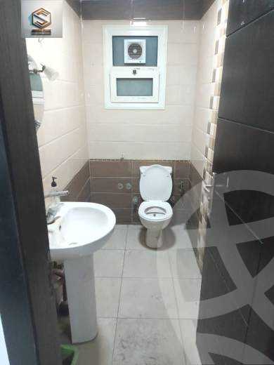 https://aqarmap.com.eg/ar/listing/4014503-for-rent-cairo-nasr-city-abdel-razek-el-sanhoury
