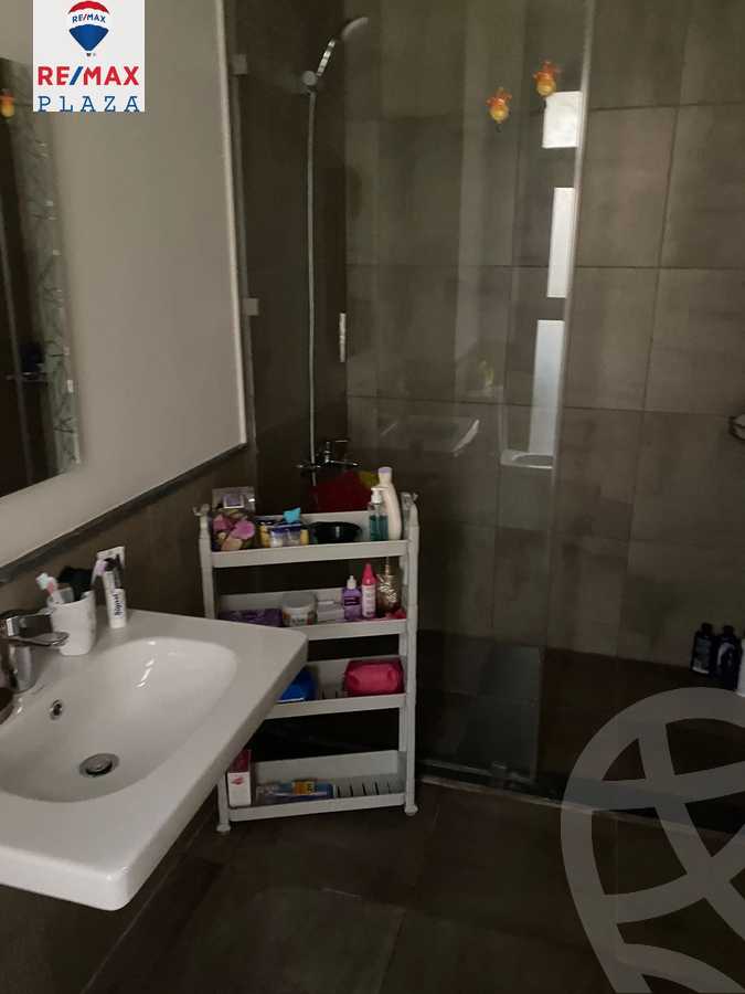 https://aqarmap.com.eg/ar/listing/5728042-for-sale-cairo-el-shorouk-compounds-alborouj