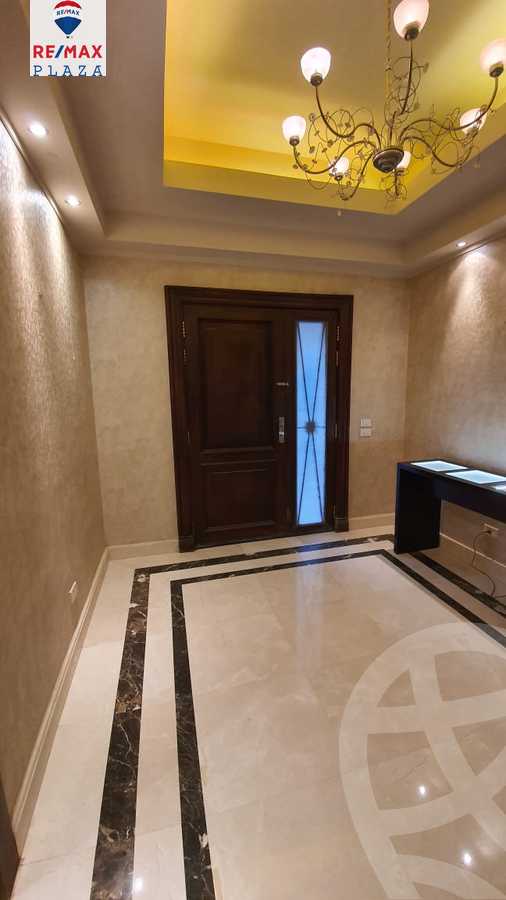 https://aqarmap.com.eg/ar/listing/5728497-for-sale-cairo-new-cairo-compounds-mountain-view-1
