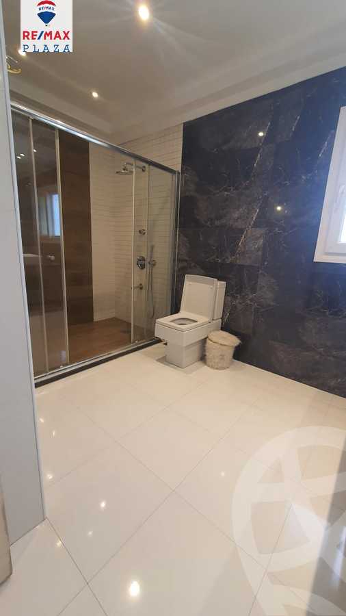 https://aqarmap.com.eg/ar/listing/5728497-for-sale-cairo-new-cairo-compounds-mountain-view-1