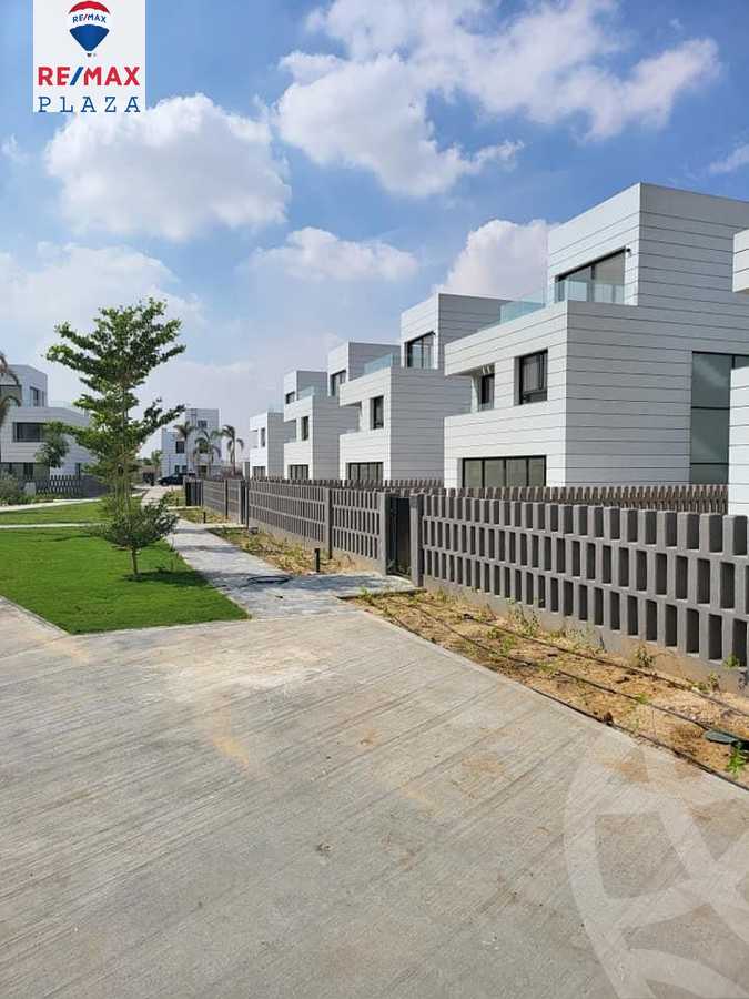 https://aqarmap.com.eg/en/listing/5740996-for-sale-cairo-el-shorouk-compounds-alborouj
