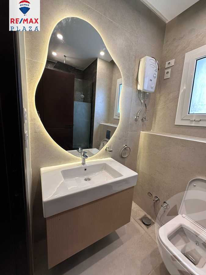 https://aqarmap.com.eg/en/listing/5751719-for-rent-cairo-new-cairo-compounds-hyde-park-centre-ville-hyde-park