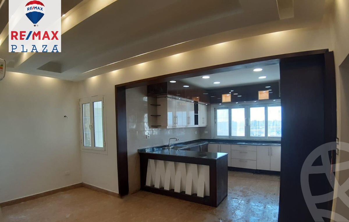 https://aqarmap.com.eg/ar/listing/5753201-for-rent-cairo-new-cairo-compounds-mountain-view-hyde-park