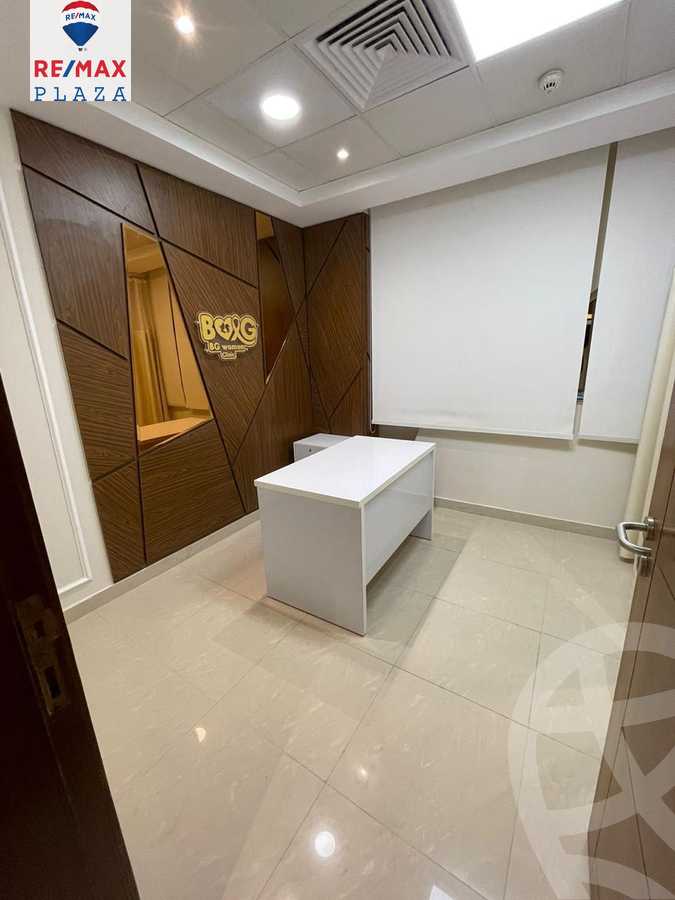 https://aqarmap.com.eg/en/listing/5759168-for-rent-cairo-new-cairo-compounds-mydykl-brk-brymyr