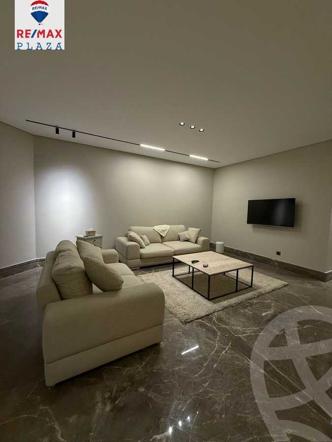 https://aqarmap.com.eg/ar/listing/5759276-for-rent-cairo-new-cairo-compounds-silver-palm