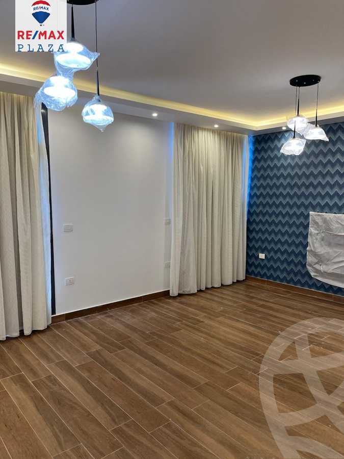 https://aqarmap.com.eg/ar/listing/5759407-for-rent-cairo-new-cairo-compounds-eastown-spectrum-eastown-compound
