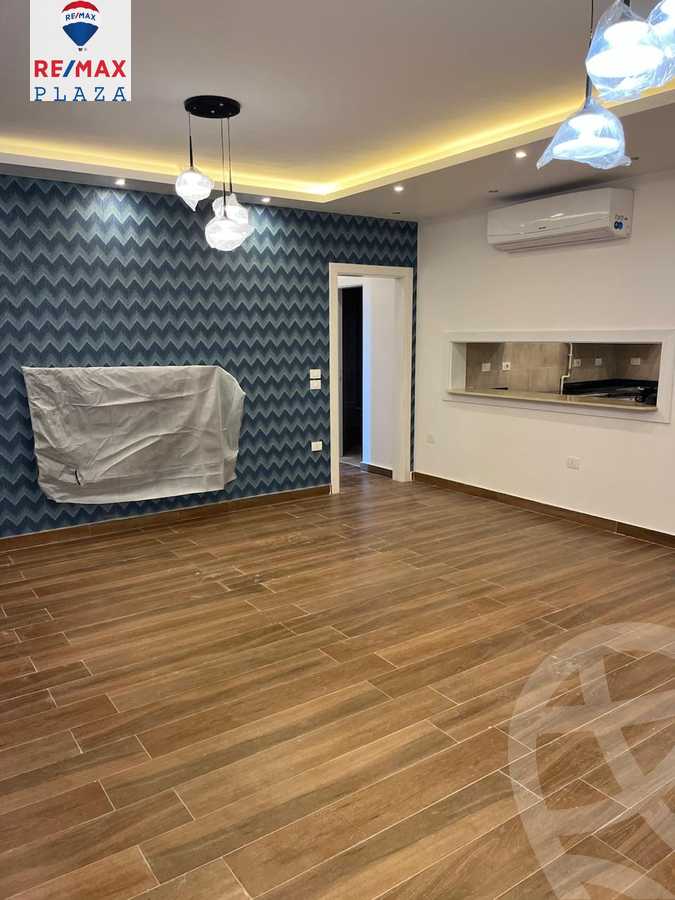https://aqarmap.com.eg/ar/listing/5759407-for-rent-cairo-new-cairo-compounds-eastown-spectrum-eastown-compound