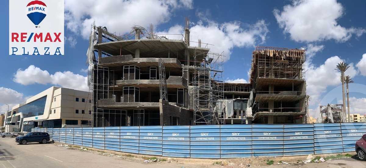 https://aqarmap.com.eg/ar/listing/5761880-for-sale-cairo-new-cairo-compounds-n-skwyr-mwl-nfynyty-llttwyr