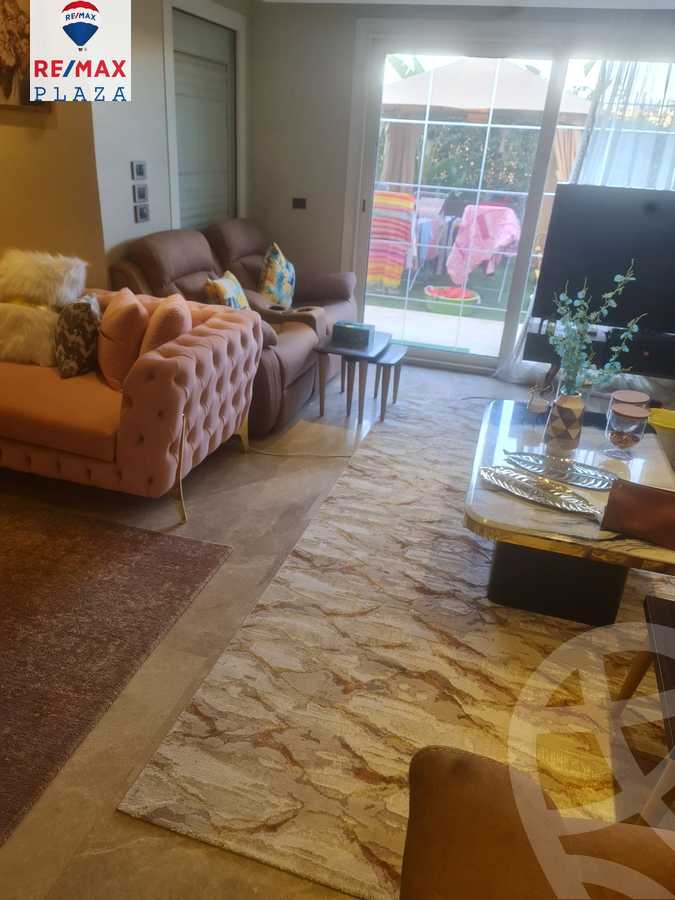 https://aqarmap.com.eg/ar/listing/5810889-for-sale-cairo-new-cairo-compounds-hyde-park-park-corner-hyde-park