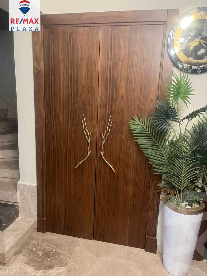 https://aqarmap.com.eg/ar/listing/5810889-for-sale-cairo-new-cairo-compounds-hyde-park-park-corner-hyde-park