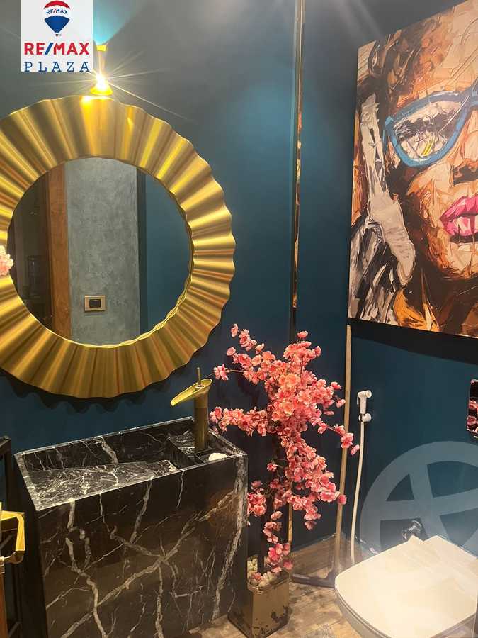 https://aqarmap.com.eg/ar/listing/5810889-for-sale-cairo-new-cairo-compounds-hyde-park-park-corner-hyde-park