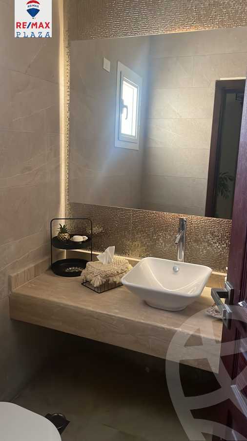 https://aqarmap.com.eg/ar/listing/5830764-for-sale-cairo-new-cairo-compounds-hyde-park-park-corner-hyde-park