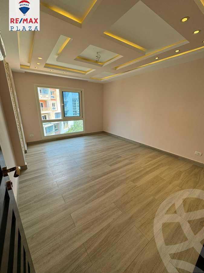 https://aqarmap.com.eg/en/listing/5834694-for-sale-cairo-new-cairo-compounds-mwrd-fq-llttwyr