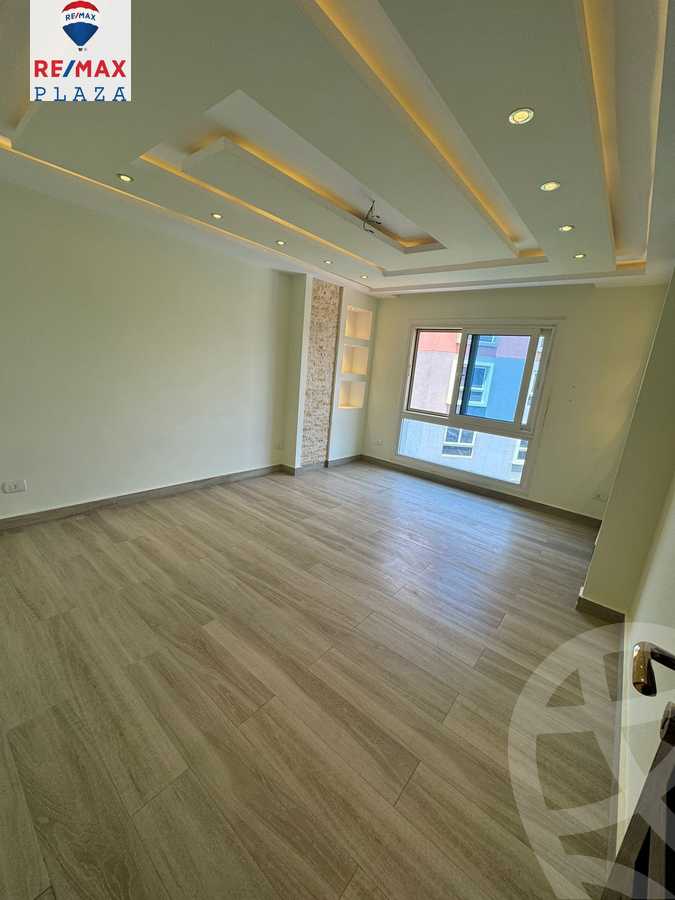 https://aqarmap.com.eg/en/listing/5834694-for-sale-cairo-new-cairo-compounds-mwrd-fq-llttwyr