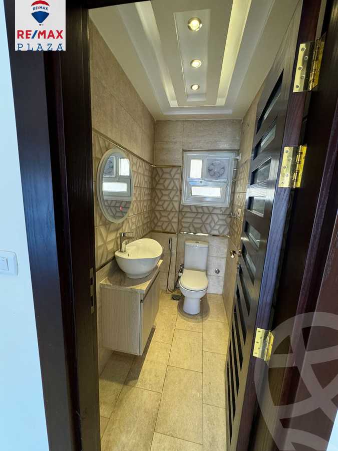 https://aqarmap.com.eg/en/listing/5834694-for-sale-cairo-new-cairo-compounds-mwrd-fq-llttwyr