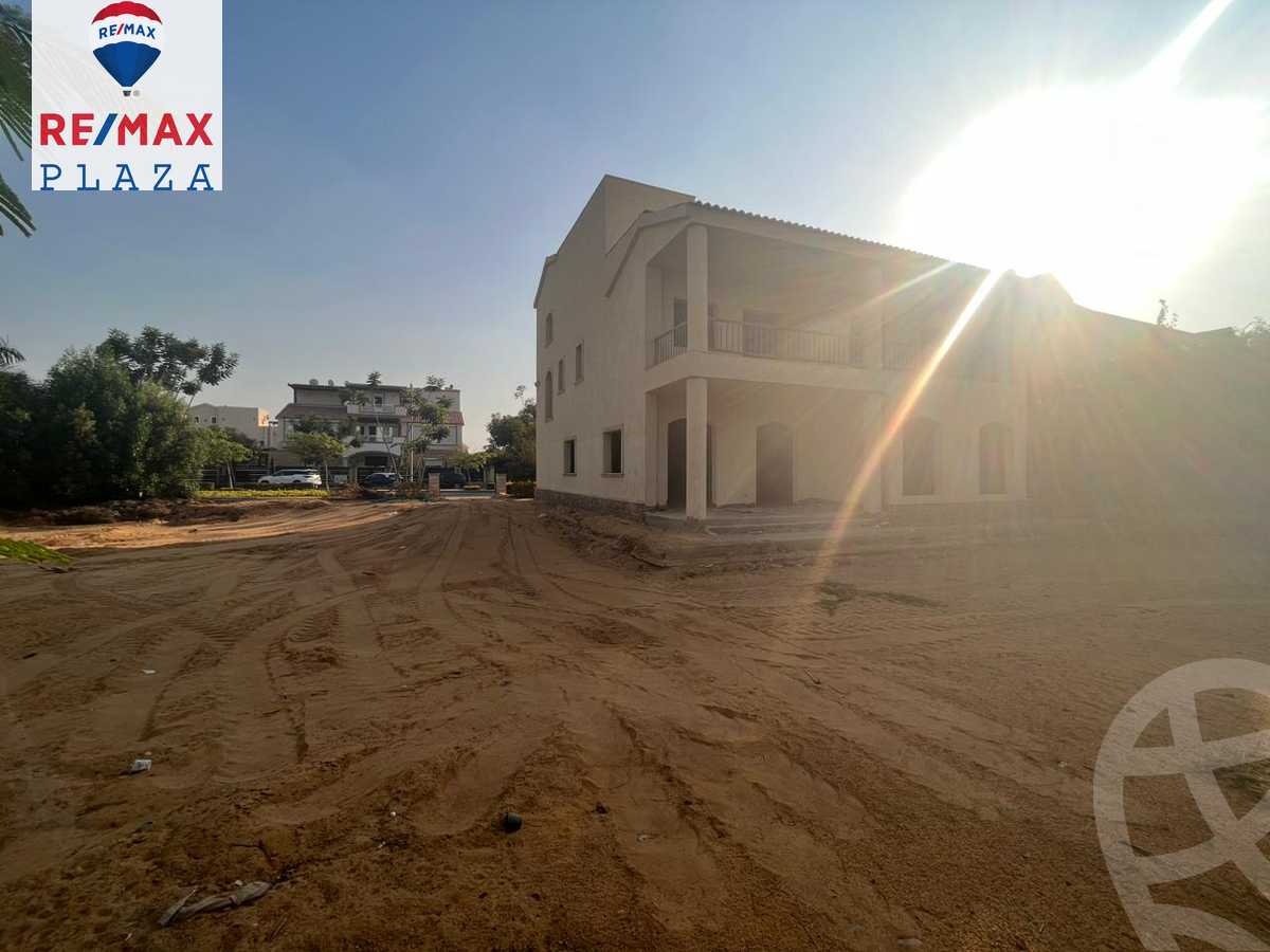 https://aqarmap.com.eg/en/listing/5838091-for-sale-cairo-new-cairo-madinaty-lmntq-lwl-fylt-group-7