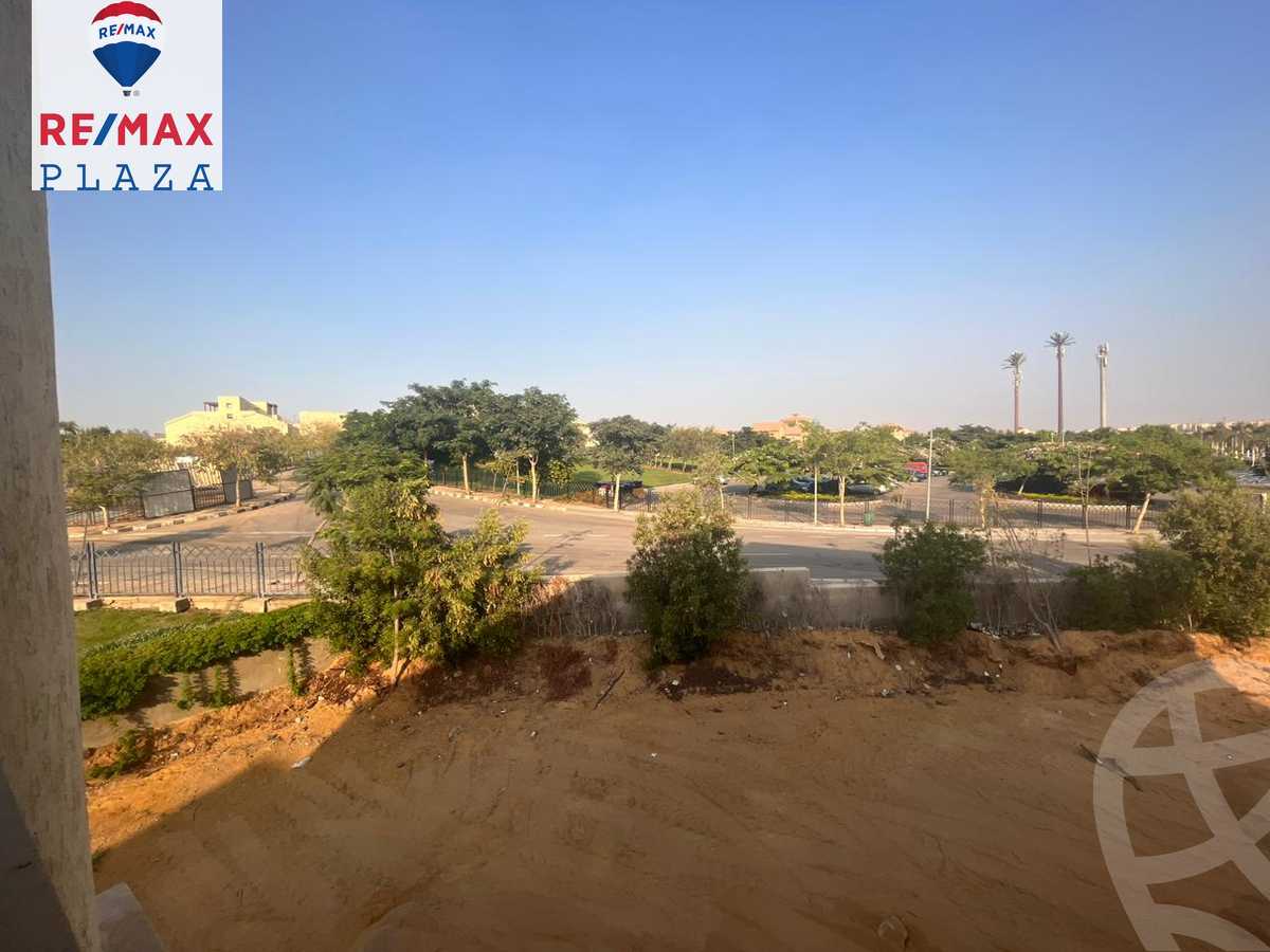 https://aqarmap.com.eg/en/listing/5838091-for-sale-cairo-new-cairo-madinaty-lmntq-lwl-fylt-group-7