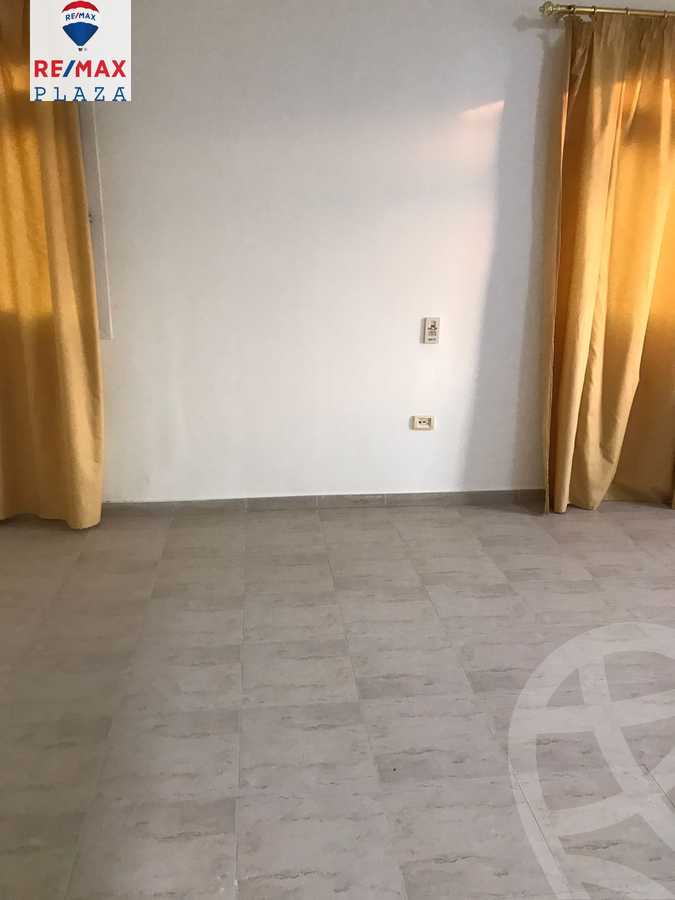 https://aqarmap.com.eg/en/listing/5838722-for-sale-cairo-el-sheikh-zayed-city-compounds