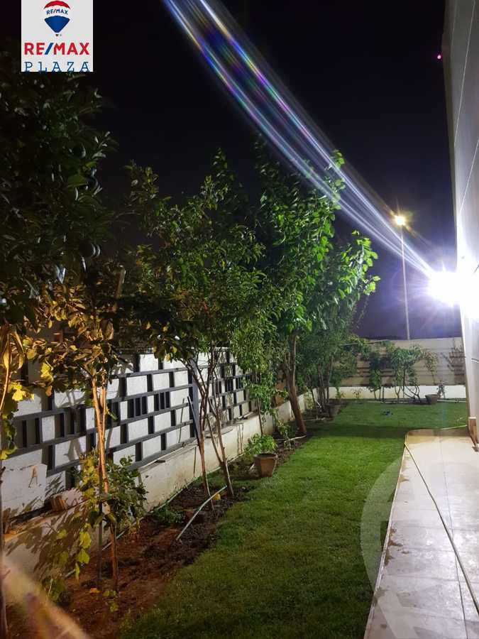 https://aqarmap.com.eg/ar/listing/5853802-for-rent-cairo-new-cairo-compounds-hyde-park-park-corner-hyde-park