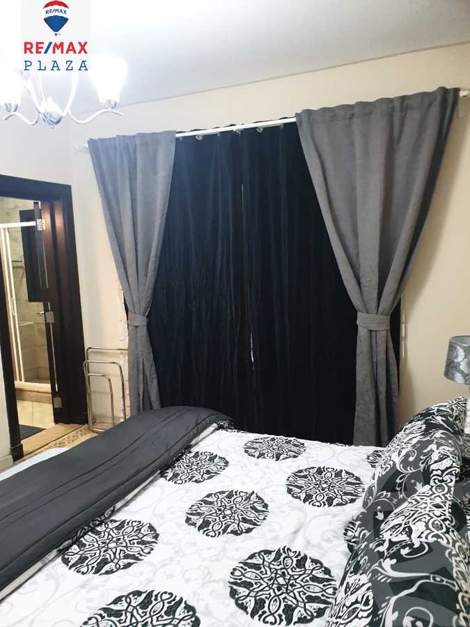 https://aqarmap.com.eg/ar/listing/5853802-for-rent-cairo-new-cairo-compounds-hyde-park-park-corner-hyde-park