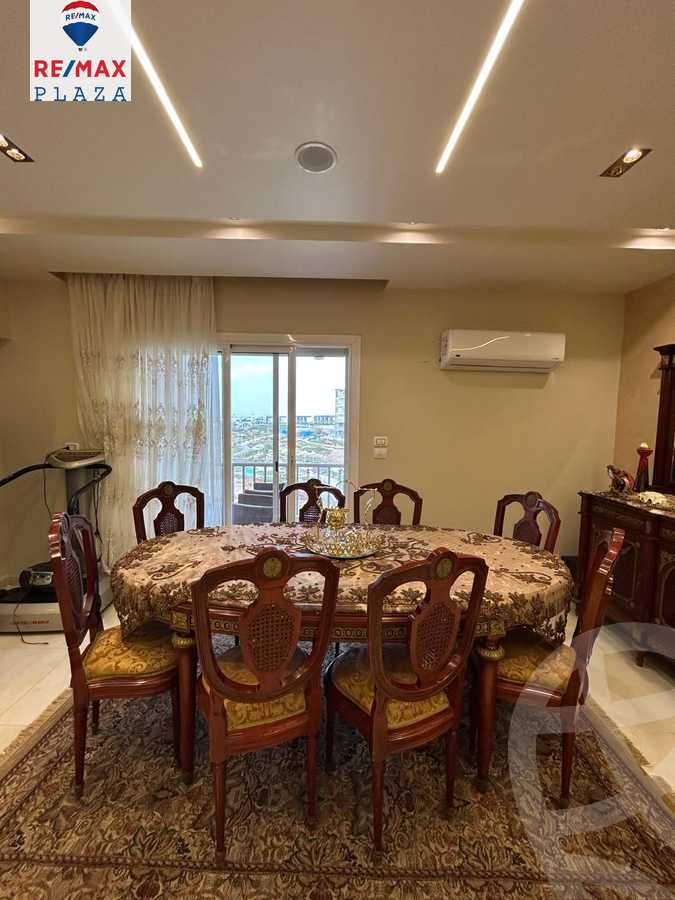https://aqarmap.com.eg/en/listing/5861021-for-sale-cairo-new-cairo-compounds-hyde-park-park-corner-hyde-park