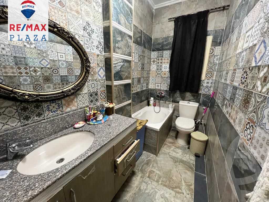 https://aqarmap.com.eg/ar/listing/5863244-for-sale-cairo-el-shorouk-compounds-gawhara-el-shorouk