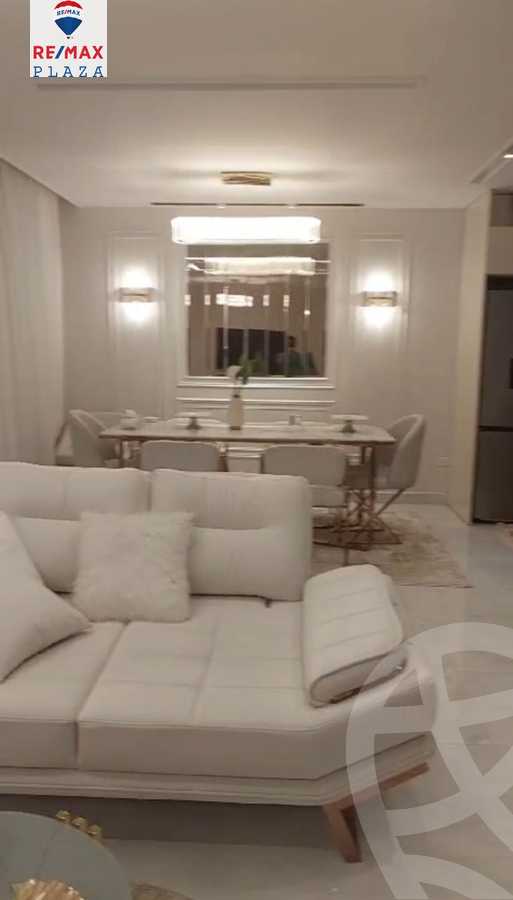 https://aqarmap.com.eg/en/listing/5881678-for-sale-cairo-new-cairo-compounds-hyde-park-park-corner-hyde-park