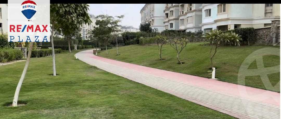 https://aqarmap.com.eg/en/listing/5881983-for-sale-cairo-new-cairo-compounds-mountain-view-hyde-park