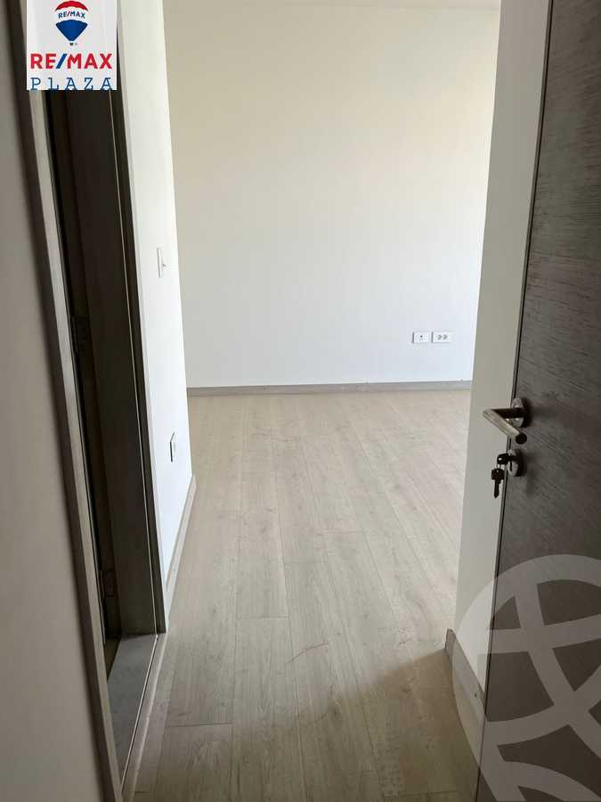 https://aqarmap.com.eg/en/listing/6013400-for-sale-cairo-el-shorouk-compounds-alborouj