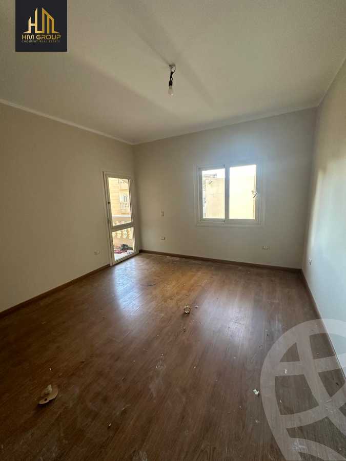 https://aqarmap.com.eg/ar/listing/6063476-for-sale-cairo-new-cairo-ganob-el-akadamiya-south-academy-a-asem-ibn-thabet-st