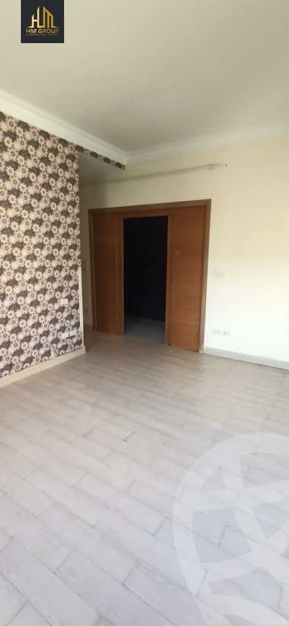 https://aqarmap.com.eg/ar/listing/6068933-for-sale-cairo-new-cairo-ganob-el-akadamiya-south-academy-o-doctor-abd-el-halim-mahmoud-st