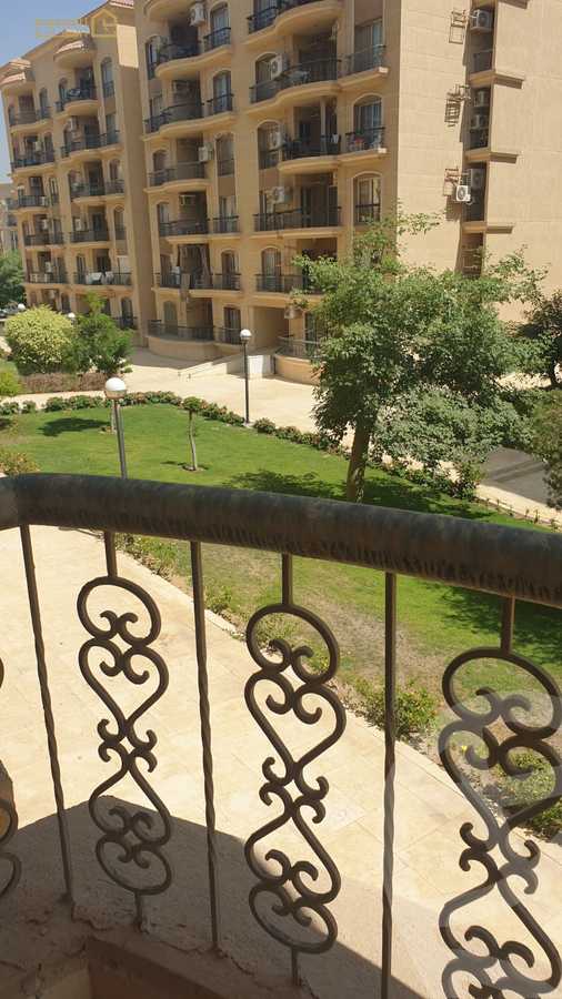 https://aqarmap.com.eg/en/listing/6130987-for-sale-cairo-new-cairo-lrhb-city-phase-8