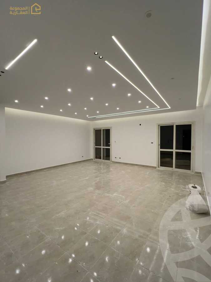 https://aqarmap.com.eg/en/listing/6131112-for-sale-cairo-new-cairo-lrhb-city-phase-7