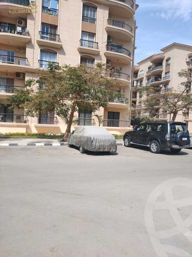 https://aqarmap.com.eg/en/listing/6131138-for-sale-cairo-new-cairo-lrhb-city-phase-7