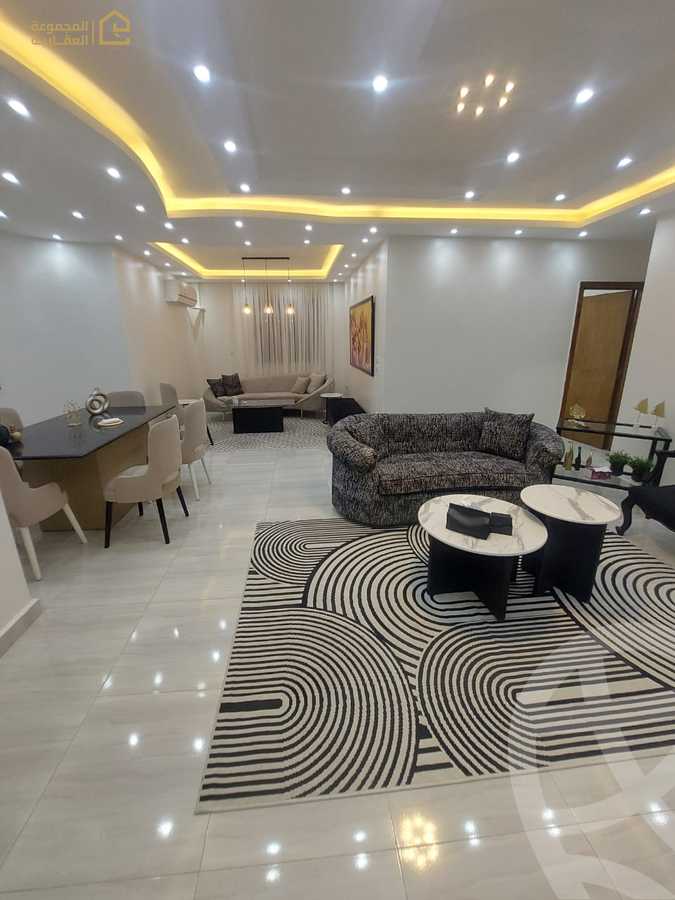 https://aqarmap.com.eg/en/listing/6131246-for-rent-cairo-new-cairo-lrhb-city-phase-4-mohammed-farid-st